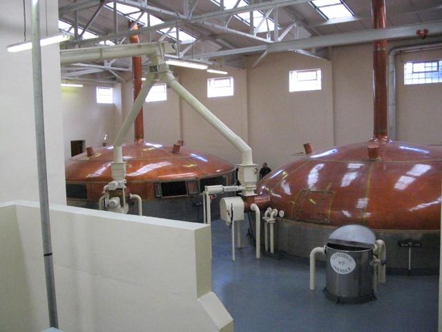 Mehrere Maischbottiche bei Glenfiddich